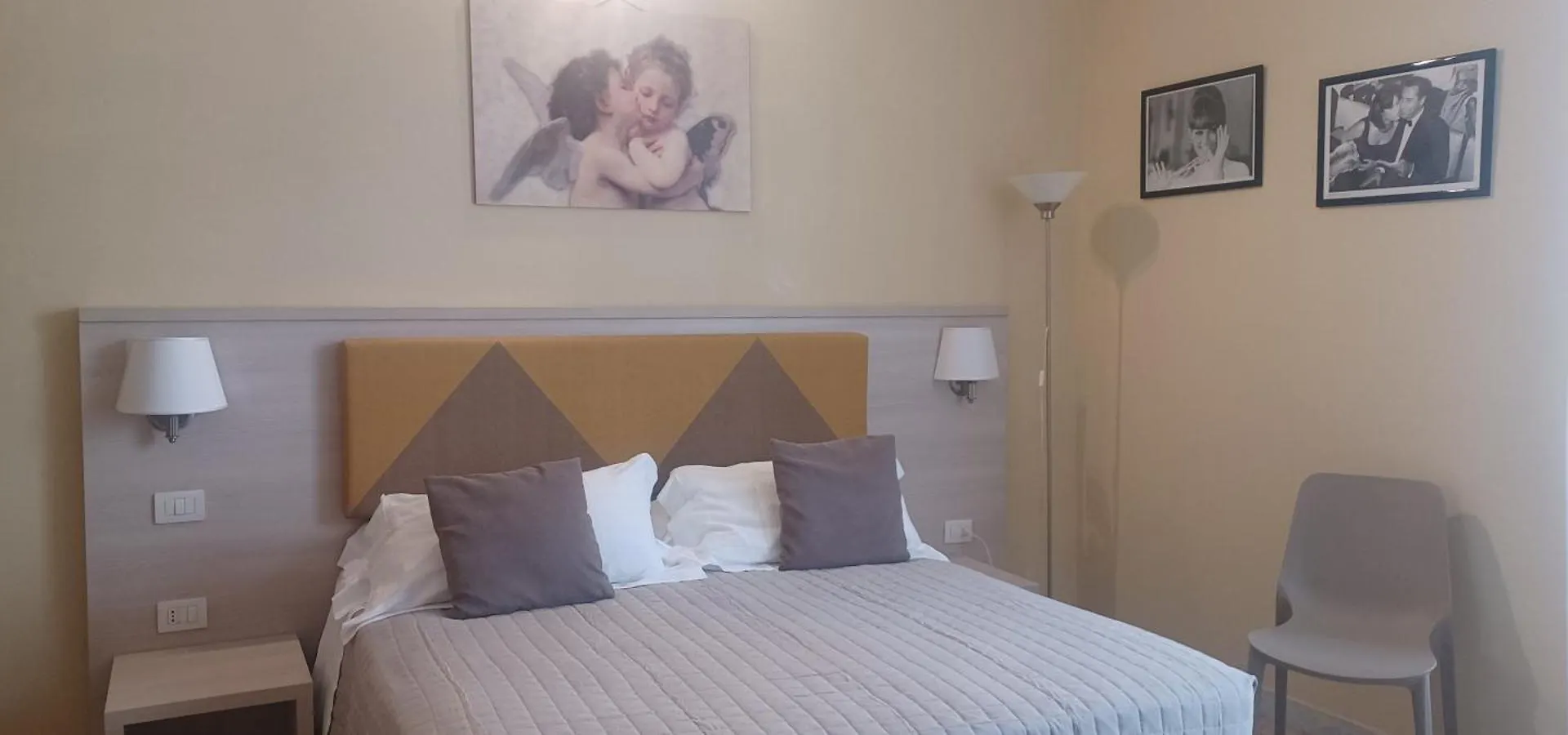 רומא Vatican View Rooms בית הארחה